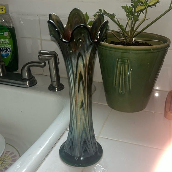 Fenton Carnival Glass 11” Vase With Green base - Picture 2 of 10